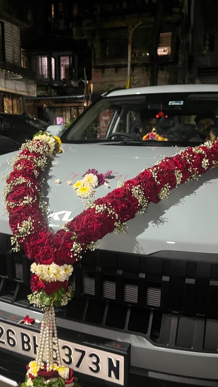 City Flower Decoration wedding portfolio image 8