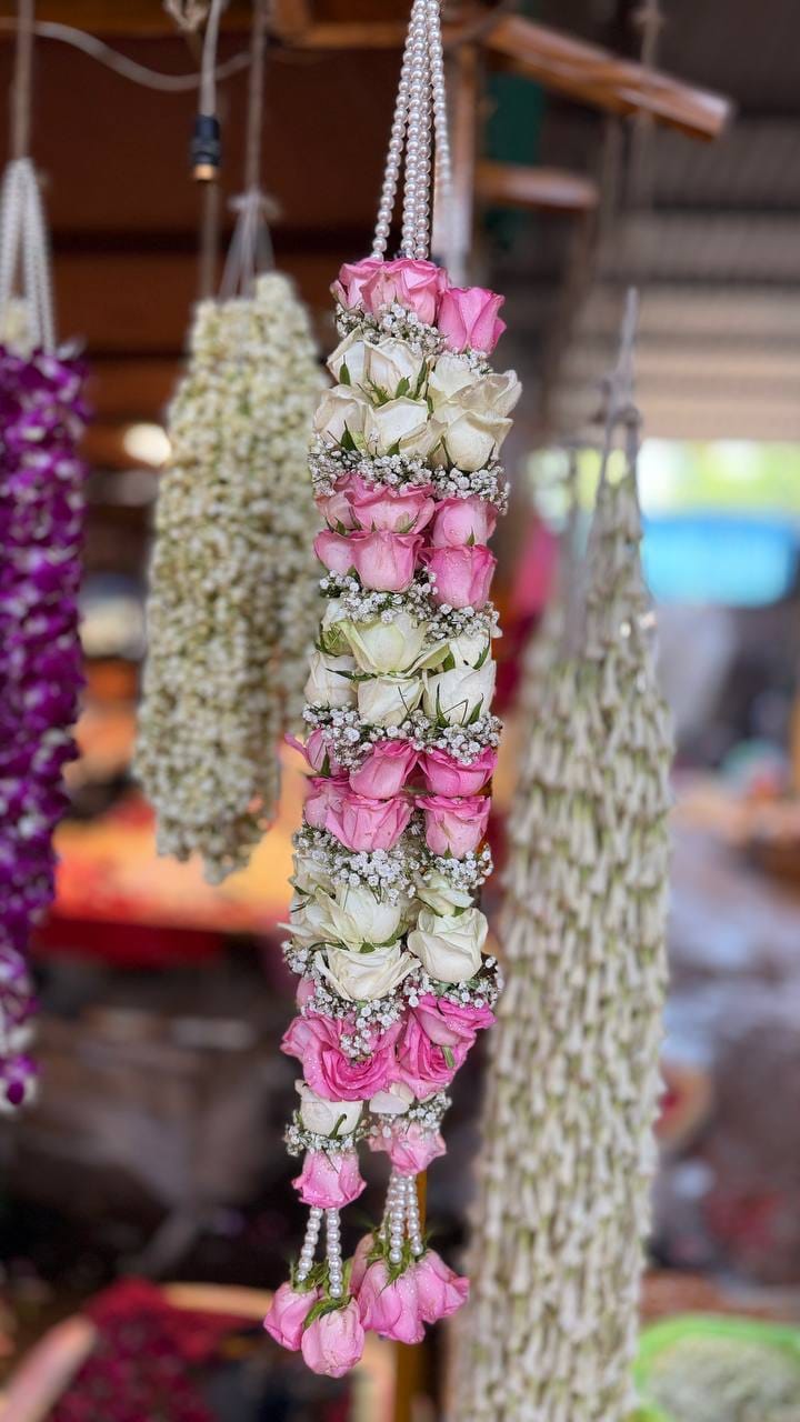 Rudra Flowers wedding floral decoration in Delhi — portfolio image 8